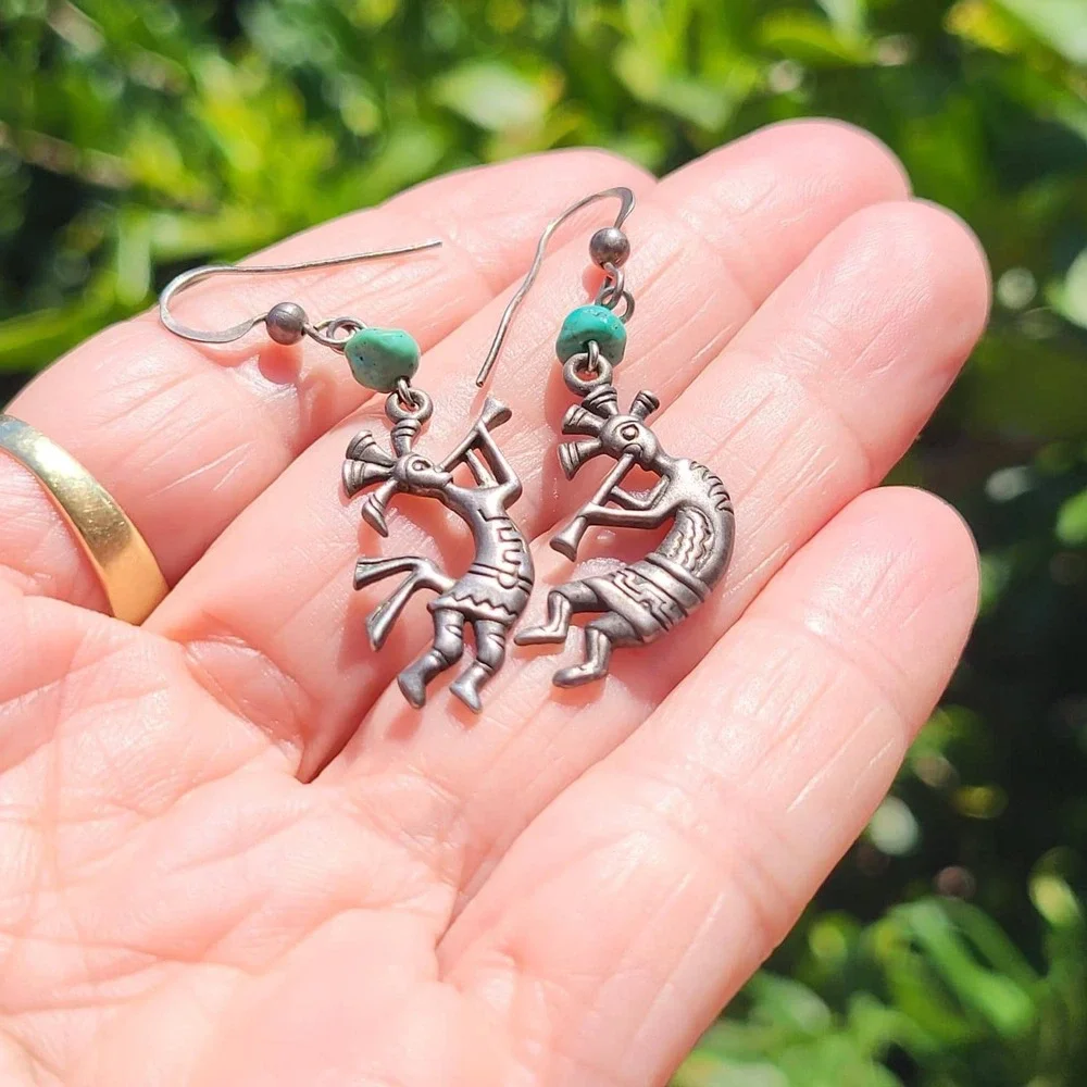 Vintage Silver Tone Turquoise Kokopelli Flute Player Drop Earrings Silver